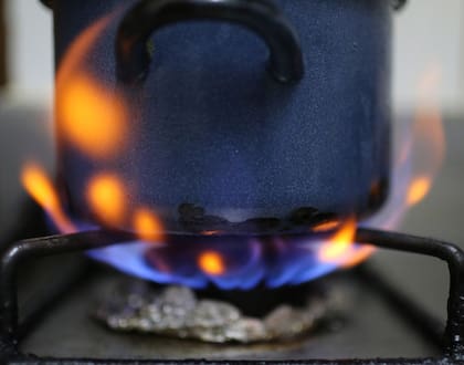 La baja del precio del gas coincidiría con la época de menor consumo.