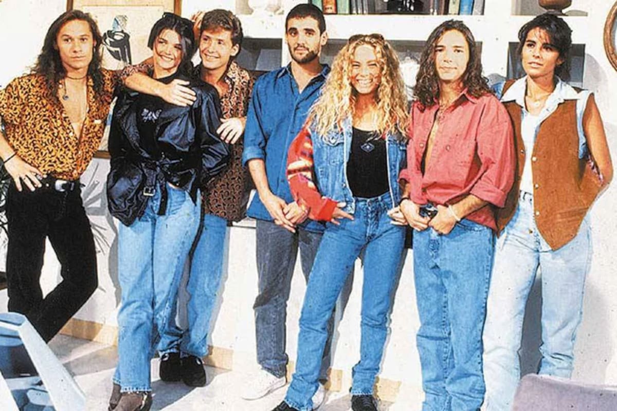 La Banda del Golden Rocket: un auto con problemas, un elenco que hacía delirar al público y un romance que nació entre bambalinas