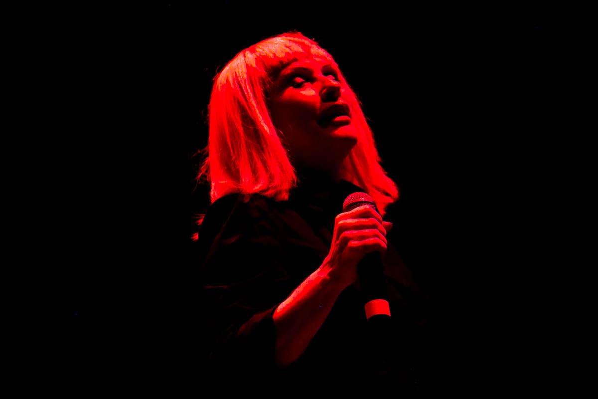 La banda liderada por Debbie Harry fue la atracción principal del evento celebrado en el estadio Obras al aire libre, entre otros, con los shows de The Vamps, Eruca Sativa y The Magic Numbers