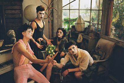 La banda Sakatumba, formada por excompañeros del colegio durante la cuarentena