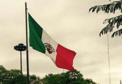 La bandera de los Estados Unidos Mexicanos