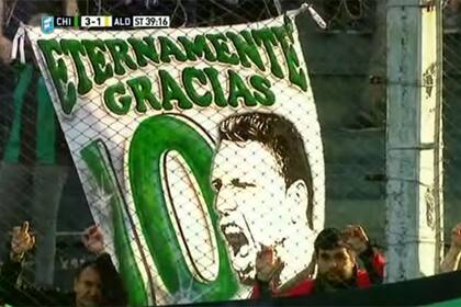 La bandera de los hinchas de Chicago para Gomito