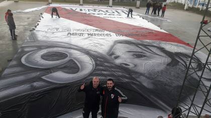 La bandera para Cavenaghi