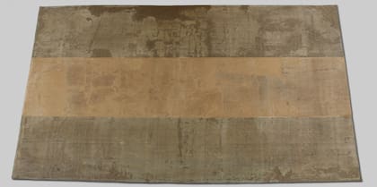 La bandera que Belgrano diseñó en 1812 fue hallada más de 70 años después en Bolivia, donde lo condujeron sus campañas militares (Fuente: Museo Histórico Nacional)