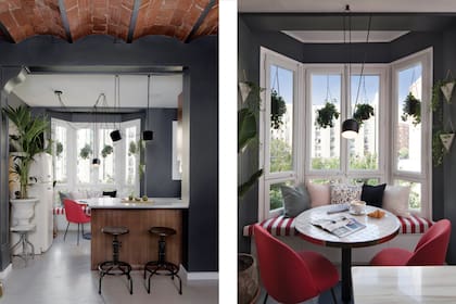 Lámpara colgante (Flos) y macetas varias (Maisons du Monde). Para aprovechar mejor el espacio se instaló un banco con almohadones de lino a rayas.