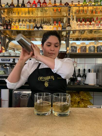 La barra del café Barbieri.