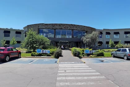 La Barraca Mall, el centro comercial de Guaymallén, Mendoza donde una mujer murió atropellada en el estacionamiento