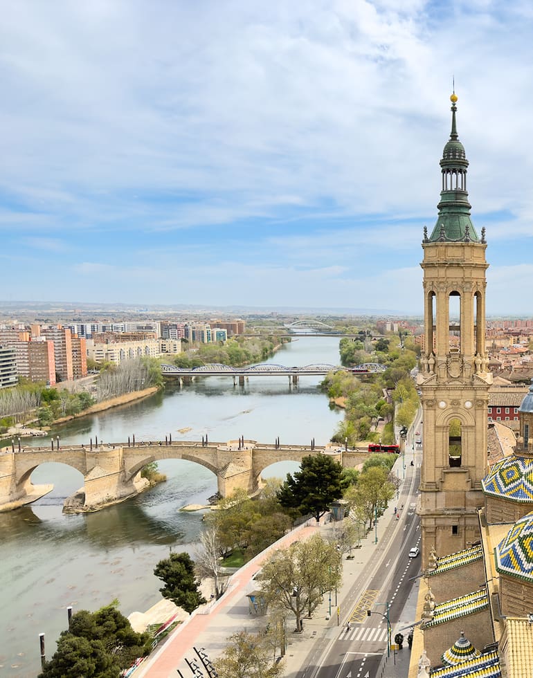 La Basílica del Pilar, una de las construcciones más destacadas del casco histórico de Zaragoza