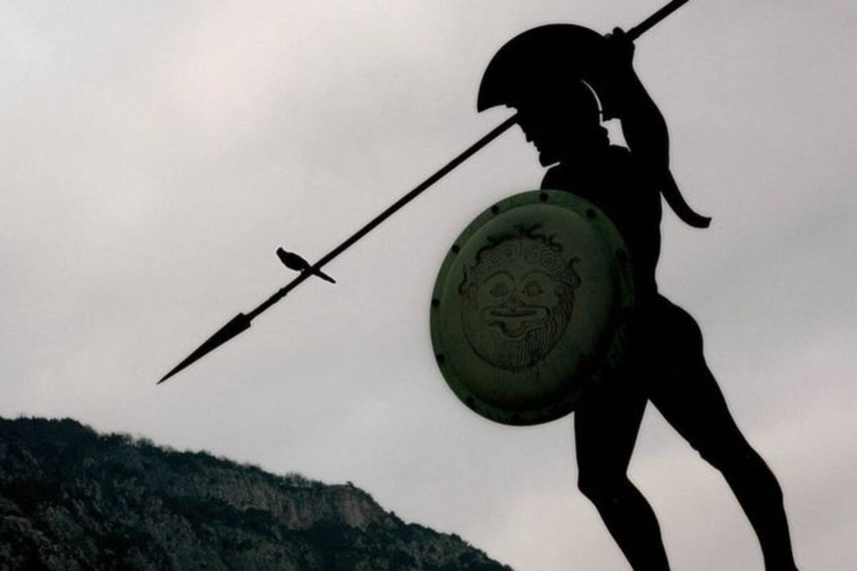 La Batalla de las Termópilas sigue siendo un ejemplo de inteligencia, conocimiento del terreno y sacrificio; ni Hollywood pudo mancharla de exitismo