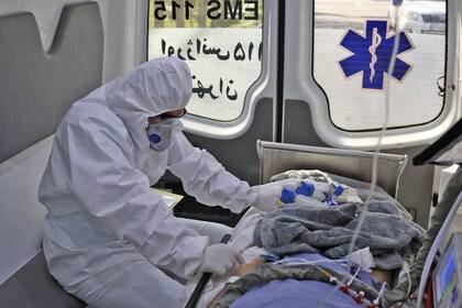 La BBC accedió a documentos que demuestran cómo el gobierno de Irán manipula las cifras de víctimas mortales y de personas infectadas