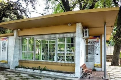 La biblioteca infantil “Enrique Banchs” se encuentra en Parque Patricios y es un espacio para la lectura y la recreación