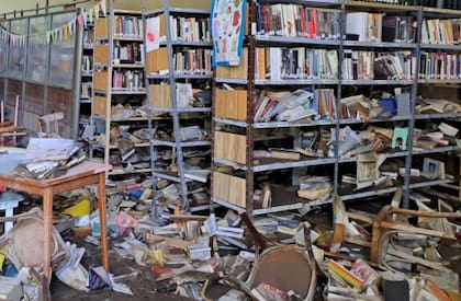 La biblioteca Roberto J. Payró, de Bahía Blanca, quedó destruida por la inundación