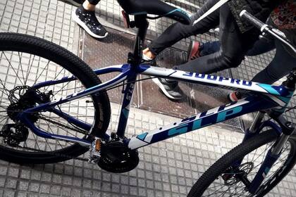 La bicicleta que recibió el joven venezolano