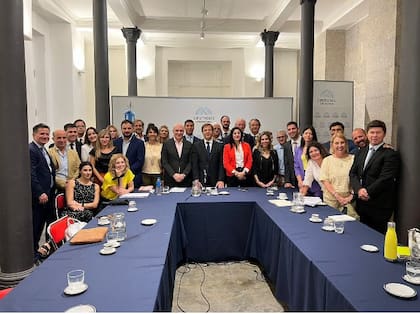 La bienvenida a Álvaro Martínez y José Luis Espert al bloque libertario