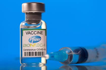 La biotecnológica alemana BioNtech decidió aliarse con el gigante farmacéutico Pfizer