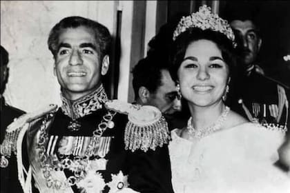 La boda entre el sha de Irán y Farah Diba se realizó en diciembre de 1959