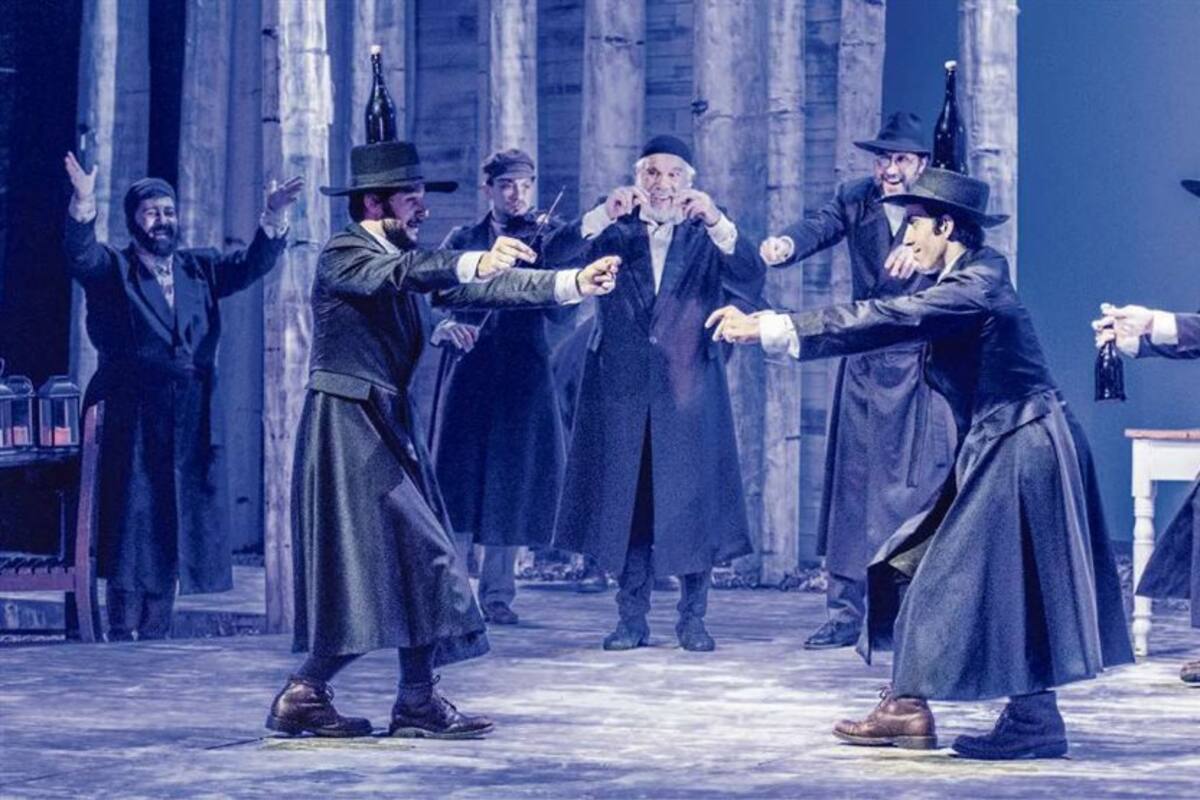 La boda, uno de los cuadros más vibrantes de este musical clásico