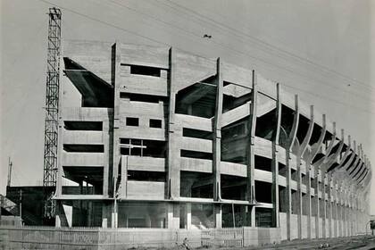 La Bombonera en construcción, en 1939