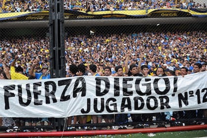 La Bombonera, junto a Diego