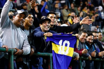¿La Bombonera? No. Miles de fanáticos de Boca acudieron como "neutrales" al partido contra Aldosivi en el estadio José María Minella