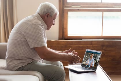 La brecha digital se amplía: quienes saben usarla, quienes pueden acceder a ella, quienes tienen la posibilidad de incorporarla a su rutina