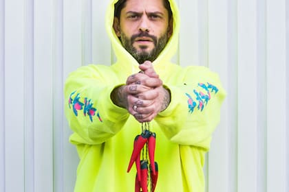 "La Bresh tiene un planteo artístico muy profundo, que lo llevan adelante Jaime y DJ b.r.o.d.e.r junto a Juan Ernesto, la otra figura DJ, y con todo el equipo, que es enorme", dice.