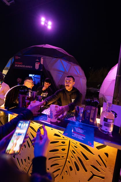 La Bs As Cocktail Week 2026 comienza el domingo 6 de septiembre con una jornada en el Parque de Innovación y continúa hasta el sábado 12 con una agenda de guest shifts, bartenders invitados, charlas, masterclasses y encuentros en bares de Buenos Aires