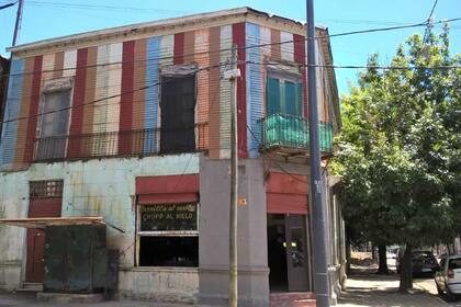 La Buena medida queda en la esquina de Suárez y Caboto