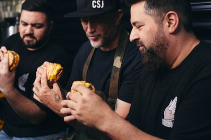 La Burger no solo agranda la familia de las Paradas Sangucheras, sino que también consolida el compromiso de Spot! y AXION energy de ofrecer productos de alta calidad a sus consumidores.