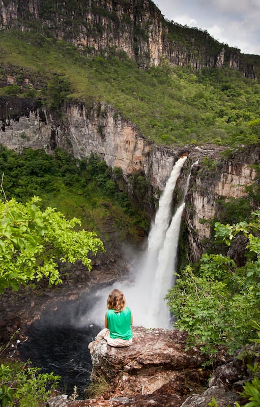 La búsqueda de armonía espiritual y un turismo sustentable conquistan nuevos adeptos, luego de zambullirse en alguna de las cientos de cachoeiras (piscinas naturales alimentadas por cascadas) de increíbles aguas turquesa.