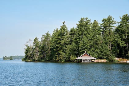 La cabaña de Cindy Crawford sobre el lago Muskoka, en Canadá.