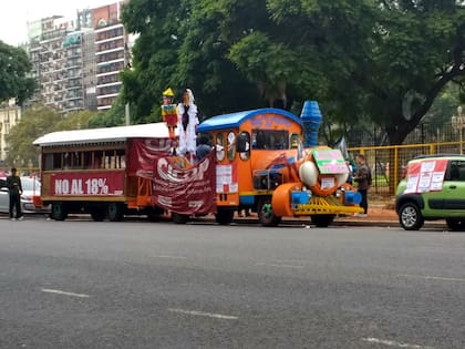 La cabeza de la caravana que partió esta mañana del Congreso
