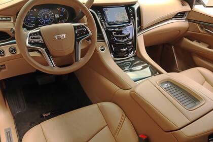 La cabina de la Cadillac Escalade es puro lujo