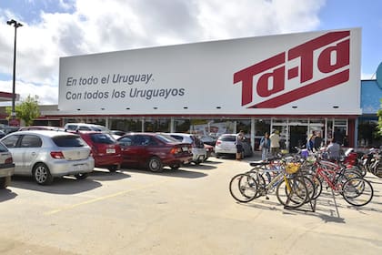 La cadena de supermercados Ta-Ta se expande en Uruguay
