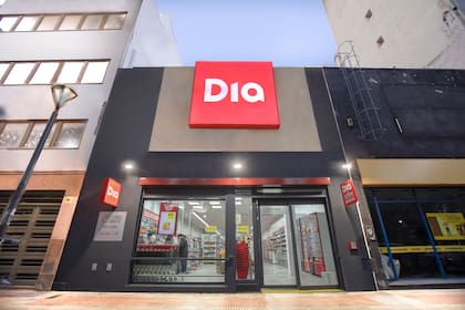 La cadena Dia llegó a la Argentina a fines de los 90 y hoy continúa teniendo su base en Madrid, aunque está controlada por capitales rusos