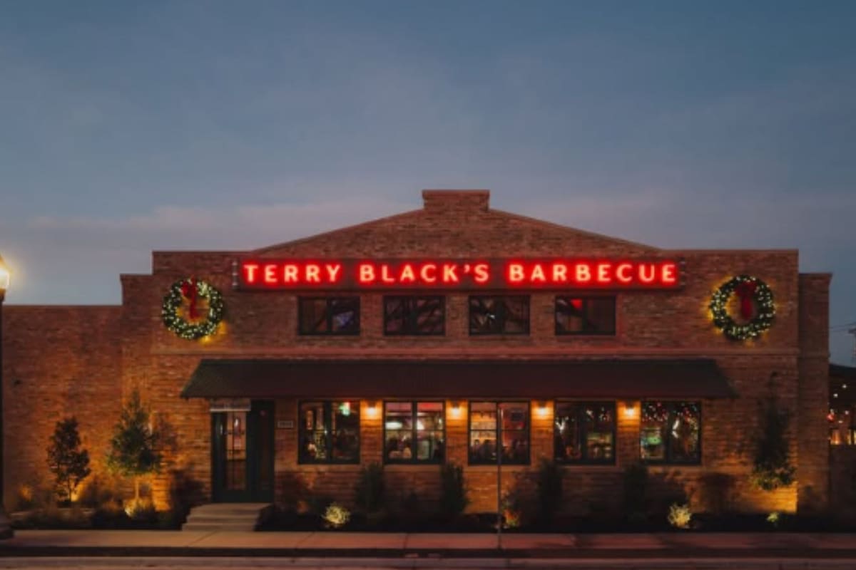 La cadena más popular de barbacoa en Texas, confirmó la apertura de un nuevo restaurante en Houston (terryblacks_bbq)