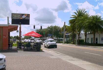 La cafetería Austin's Caffee iba a ser demolida por el proyecto de carril de giro