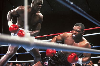 La caída de Tyson en Tokio, algo que nadie imaginaba en ese 1990