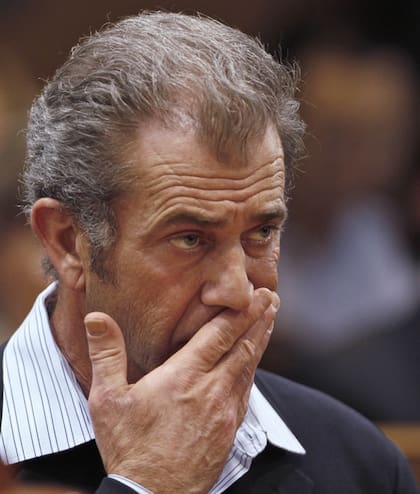 La reacción negativa contra Gibson por sus declaraciones antisemitas y su condena en marzo de 2011 a tres años de libertad condicional —la pena que se le impuso tras no oponer resistencia a un cargo de violencia machista— perjudicaron gravemente su carrera en Hollywood