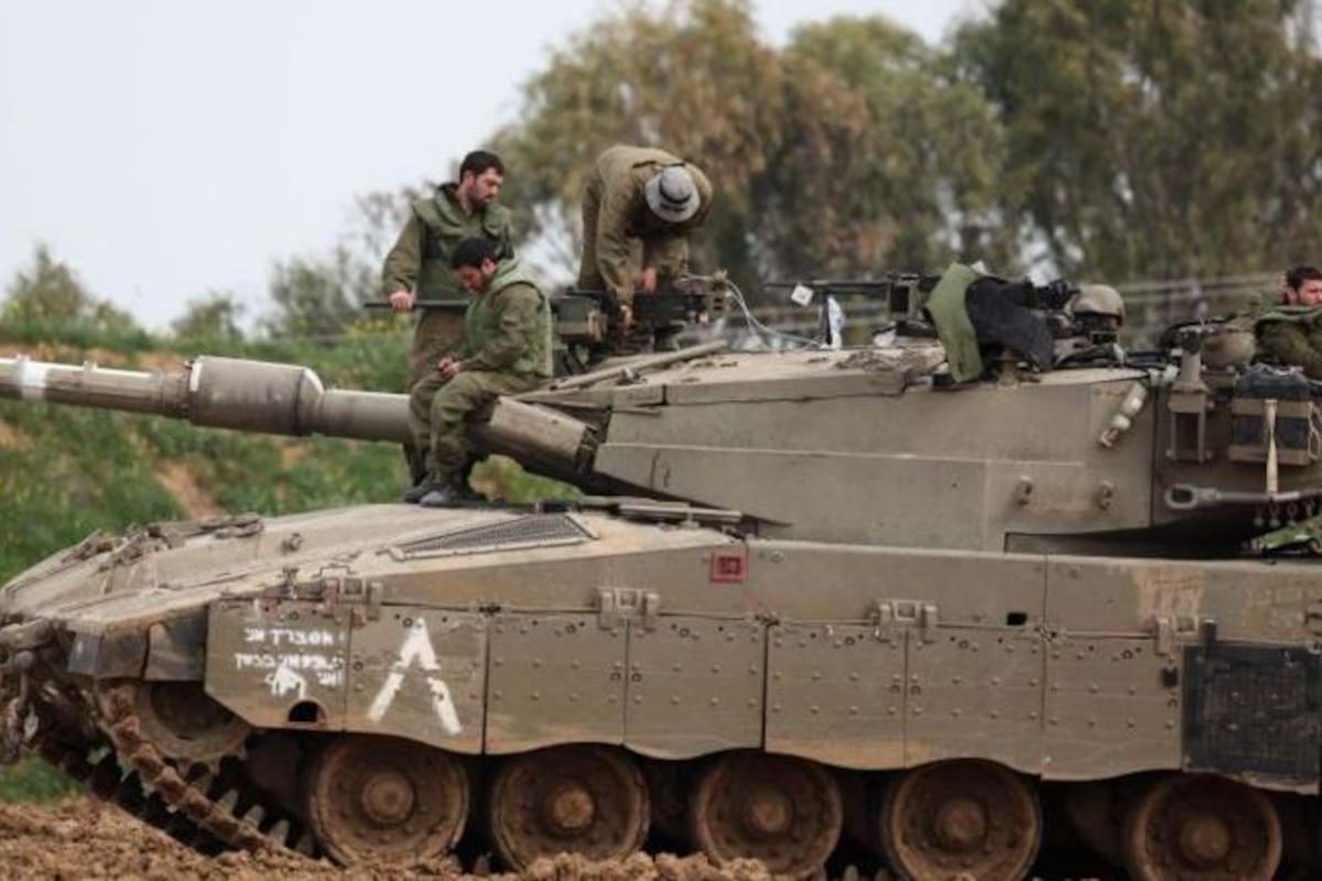 La caída del PIB se da en momentos en que alrededor de 250.000 personas han sido llamadas a pelear en la guerra