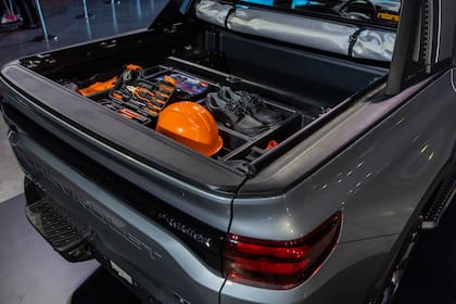 La caja de la Chevrolet Montana permite agregarle accesorios para ordenar la carga