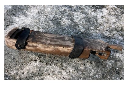 La caja de madera encontrada parque nacional Breheimen de Noruega