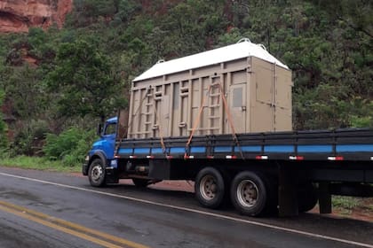 La caja donde será trasladada Mara fue construida en Brasil y ya está en camino hacia Buenos Aires