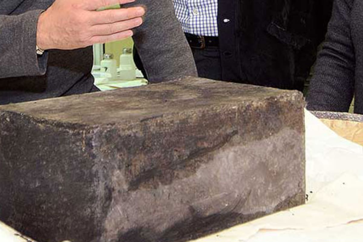 La caja fue hallada al retirar un pedestal que sostenía la estatua del general Robert E. Lee en Richmond