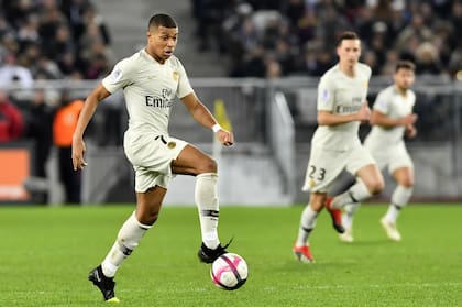 La calidad de Kylian Mbappé, figura en PSG y en la selección francesa