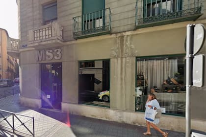 La calle donde residía la pareja argentina hallada muerta en España