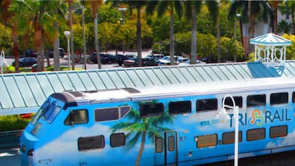 La Cámara de Representantes de Florida restaurará los fondos estatales para el sistema ferroviario Tri-Rail, informó Dariel Pérez