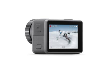 La cámara Osmo Action cuenta con una pantalla principal de 2,25 pulgadas