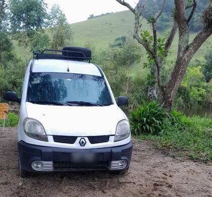 La camioneta de Federico Bruni fue encontrada junto con el perro y otros objetos personales.