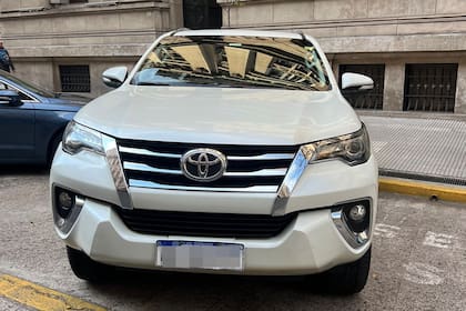 La camioneta del juez Rosatti